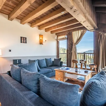 Апартаменти Tiama 1850 - By Emerald *