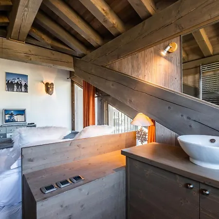 Tiama 1850 - By Emerald Апартаменти Куршавель